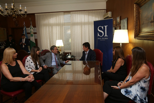 San Isidro firmó un convenio con Provincia para beneficiar a entidades locales