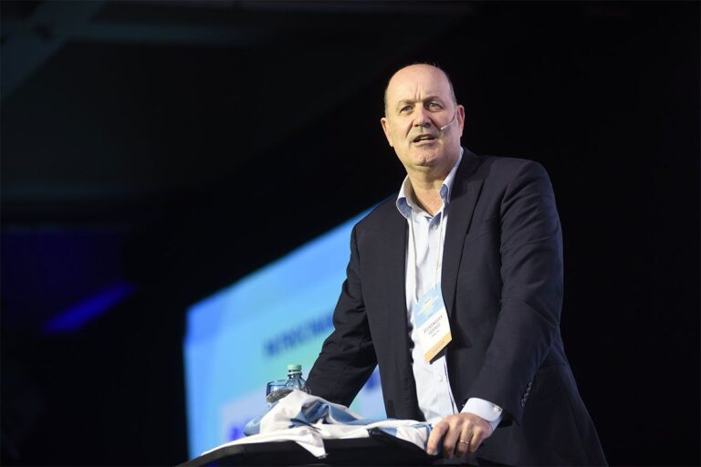 SALEN AL CRUCE DE STURZENEGGER POR CALIFICAR COMO “MAFIA” AL TURISMO BONAERENSE: «ES INACEPTABLE»