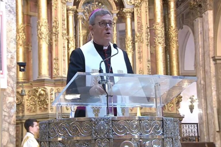 GARCÍA CUERVA, FRENTE A MILEI EN EL TEDEUM: «BASTA DE ARENGAR LA POLARIZACIÓN PORQUE NADIE SE SALVA SOLO»