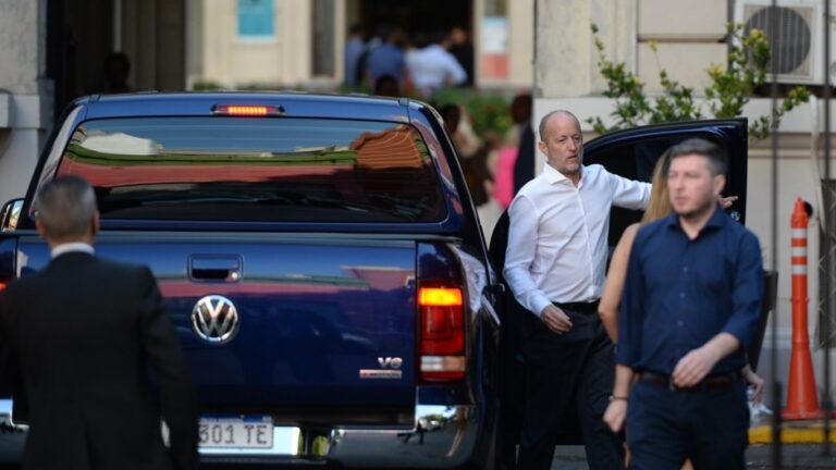 LA JUSTICIA INTIMÓ A JÉSICA CIRIO A QUE ENTREGUE SU CELULAR POR LA CAUSA QUE INVOLUCRA A INSAURRALDE