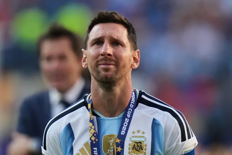 FIN DE LA ILUSIÓN E INICIO DEL MITO: ARGENTINA PERDIÓ LA FINAL PERO DEJÓ UN MUNDIAL INOLVIDABLE.