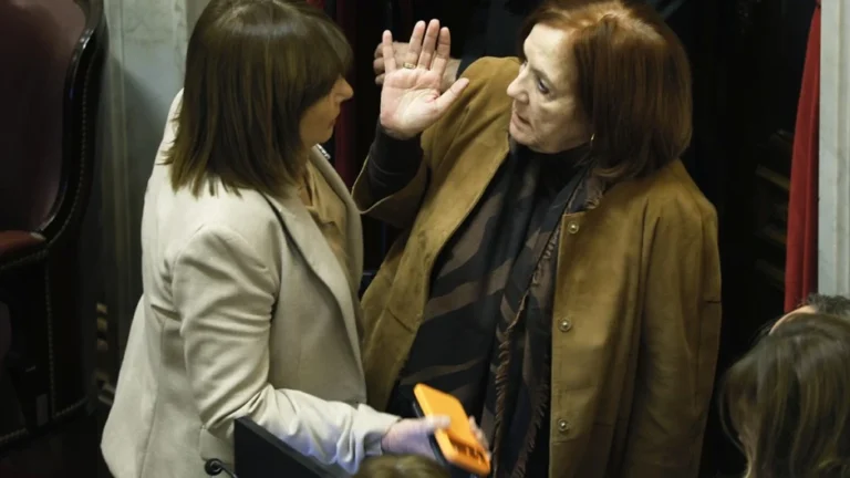 LOS ALIADOS RECHAZAN LA LEY DE TIERRAS Y EL GOBIERNO SE EXPONE A OTRO FRACASO CON EL PROYECTO DE PROPIEDAD PRIVADA