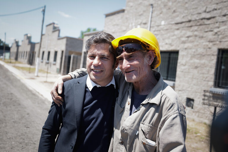 KICILLOF CRUZÓ A MILEI POR LA GENTE QUE NO LLEGA A FIN DE MES: “EL PRESIDENTE NO CONOCE LA SITUACIÓN EN QUE ESTÁ EL PAÍS”