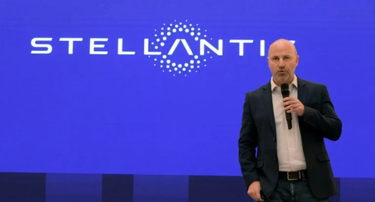 STELLANTIS NO DESCARTA CERRAR UNA O LAS DOS FÁBRICAS QUE TIENE EN ARGENTINA